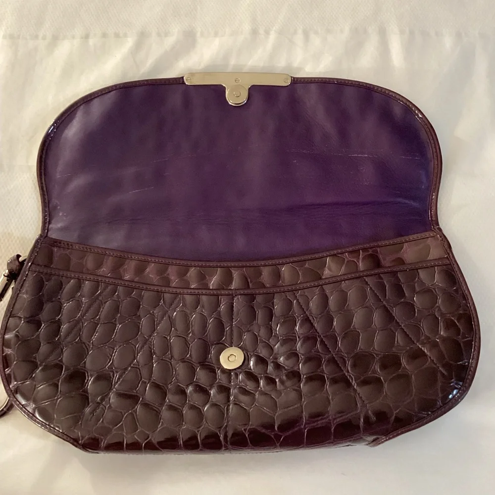 Christian Dior Dior Purple Crocodile Embossed Patent Clutch - Picture 3 of 15